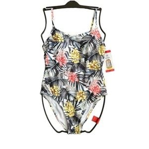 NWT Hurley Women’s Swimsuit - Size Medium (6-8)